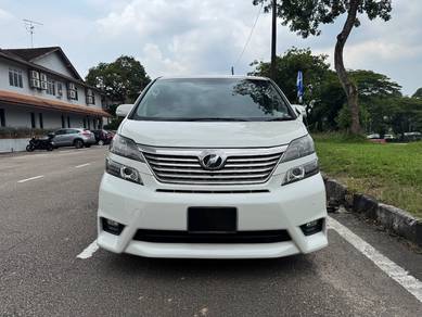 Toyota VELLFIRE 2.4 Z PLATINUM SELECTION (A)