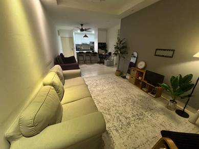 De Bayu Apartment Setia Alam, Partial Furnished for Sale