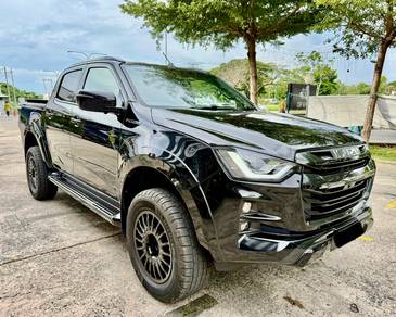 Isuzu D-MAX PREMIUM 3.0L (A) TIP TOP UNIT
