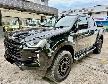 Isuzu D-MAX PREMIUM 3.0L (A) TIP TOP UNIT