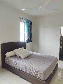 RENT-Maxim Residences 2R2B with Air Cond Washing Machine Fridge