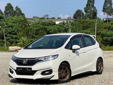 Honda JAZZ 1.5 E FACELIFT (A) 3YRS V WARRANTY