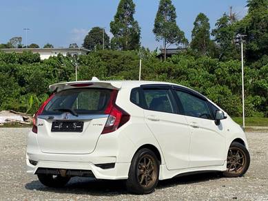 Honda JAZZ 1.5 E FACELIFT (A) 3YRS V WARRANTY