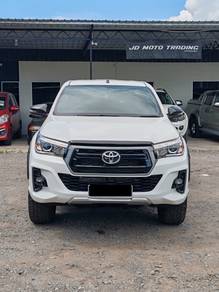 Toyota HILUX 2.8 L-EDITION FACELIFT (A)
