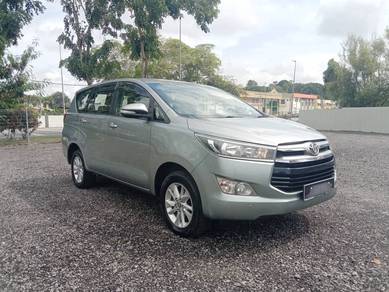 Toyota INNOVA 2.0 G (A)