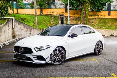 Mercedes Benz A35 AMG Local FullSpec FullServRecod
