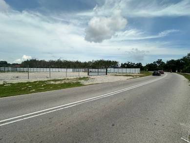 (LAND FOR RENTAL)   Facing Main Road Ke Bandar Kepala Batas.