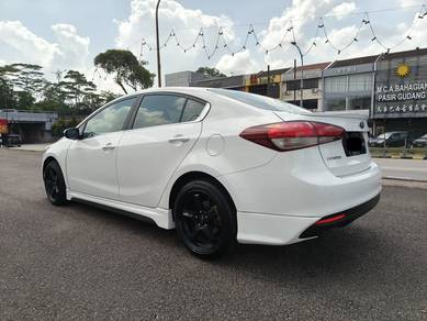 Cash & Full Loan 2016 Kia CERATO 1.6 YD (A)