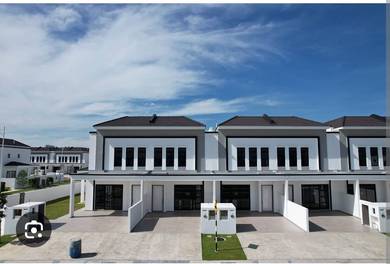 Eco Botanic 2 Iskandar Puteri  4 Bed Partial Furnished  Tuas