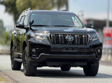 Toyota PRADO 2.8 DIESEL TXL BLACK (A)