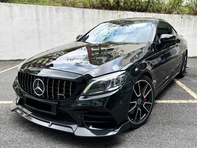 Mercedes Benz C300 2.0 COUPE AMG Convert63 Ps4Tyre