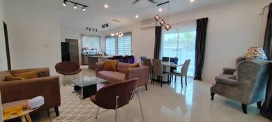 Bukit Berangan GOOD CONDITION 11 Pts Double Storey Corner