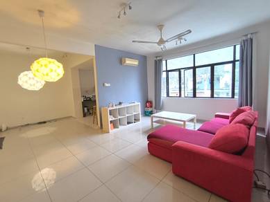 Park villa 3room partial furnished can nego cheap price