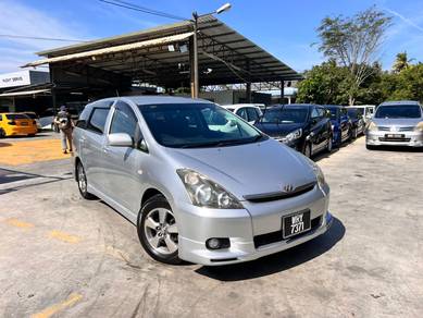 Toyota WISH 1.8 (AUTO)-LOAN KEDAI