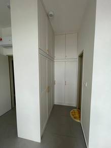 The Sky Fully Renovated & Furnished 1290sqft 3+1 ROOM 2 BATH 2 CARPARK