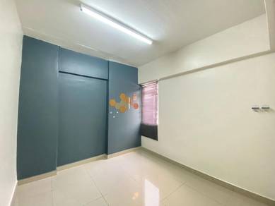 RENOVATED SAUJANA HEIGHTS APARTMENT (Level 17), Jalan Teluk Kumbar