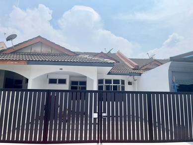 Taman Senai Utama 1 Storey Newly Renovated House