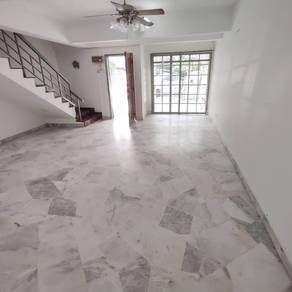 2 storey house @ Wangsa Budi 18x60 Freehold, 4r 3b 2c