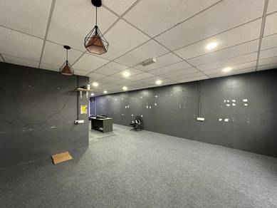 Facing Main Road 1st Floor Shoplot Jalan Pegawai Alor Setar For Rent