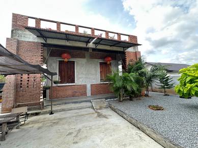 Unique Self-built Bungalow