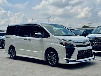 UNREGISTERED 2020 Toyota VOXY KIRAMEKI 2