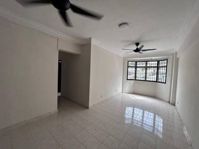 (Ground Floor) Apartment Vista Seri Alam, Bandar Seri Alam