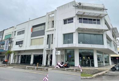 Main Road Corner 3sty Shop Puchong Gateway LDP