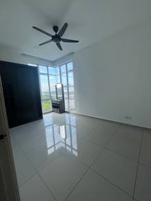 Senai Garden Residence Senai Airport near Seelong / Low depo
