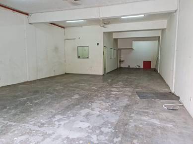 Bukit Rahman Putra ground floor shop Bandar Baru Sg Buloh ready now 1R