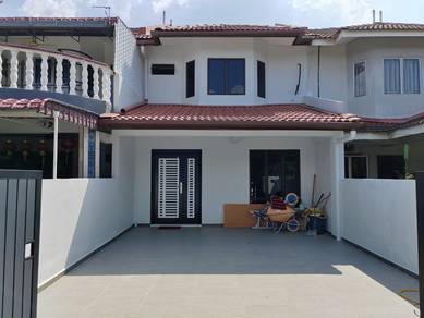 FULLY RENOVATED ‼️ Double Storey Terrace Taman Puchong Utama 9 Puchong