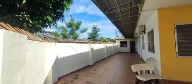 Satu Tingkat Corner Taman Merdeka Owner Cina