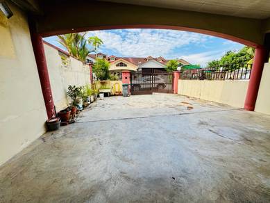 Ulu Tiram Bestari Indah 2 Storey Terrace 22x70 Kitchen Extended