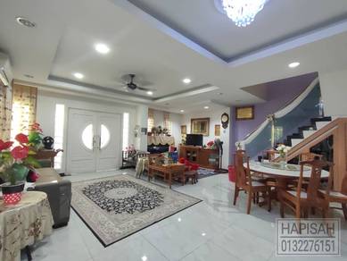 Rumah Corner Lot Cantik, Fully Reno, Saujana Utama