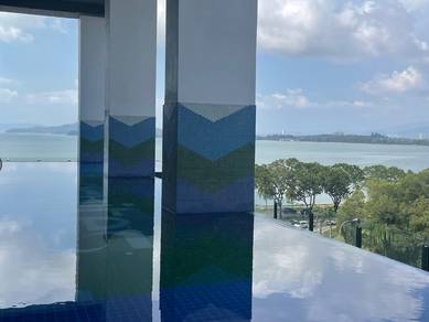Bay Suites
