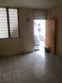 wangsa maju section 1 flat with kitchen cabinet & heater