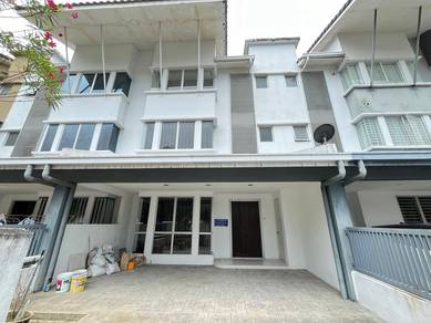 RUMAH LANDED 3 TINGKAT UNTUK DIJUAL Taman Mesra Utama, Balakong
