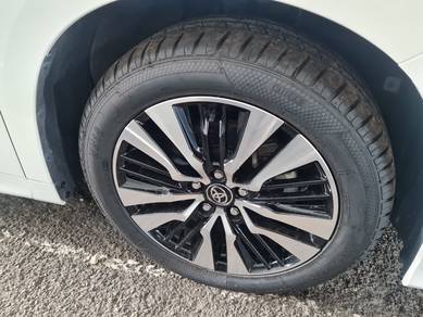 Toyota ALPHARD 2.5 SC SUNROOF 8 YRS WARRANTY