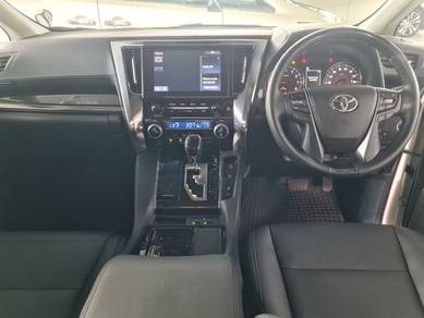 Toyota ALPHARD 2.5 SC SUNROOF 8 YRS WARRANTY