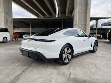 Porsche TAYCAN 4S Chrono Sunroof AirSus Ready