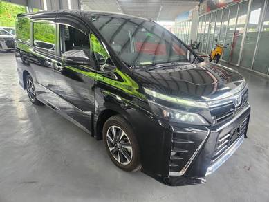 Toyota VOXY 2.0 ZS KIRAMEKI III (A)