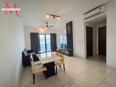 Q1 QUEENSWATER FRONT CONDO for RENT @ QUEENSBAY AREA! 🏡