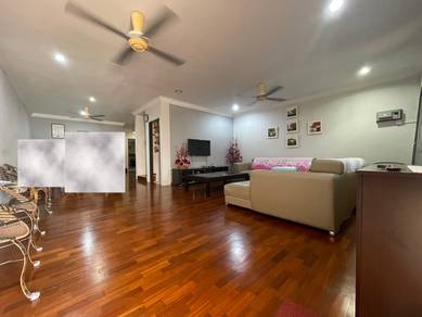 Excellent Condition Double Storey Terrace 13 Mile For Sale