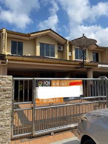 Excellent Condition Double Storey Terrace 13 Mile For Sale