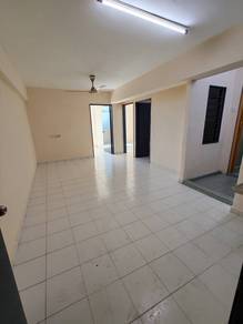 [Beside Megamall, 3 Bedrooms, Newly Painted] Perai Jaya Flat, Perai