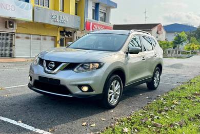 Nissan X-TRAIL 2.0  (A)