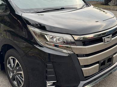 (18k km) Toyota NOAH 2.0 si BYBEE 3 (A)