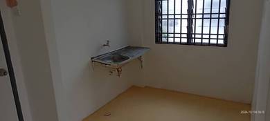 Taman Sri Yaacob flat 3 Bed Tingkat 4 Near Sutera Skudai JB Town CIQ