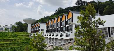 Bare Unit 3-Stry Superlink@East 57 Melawati Setapak Freehold Spacious