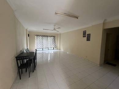 Blk A Furnished Renovated 3R2B Unit for Rent @ Seri Mutiara Apartment