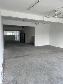 Plentong 3 Storey Shop Lot For Rent / Masai Jaya / Rosmerah
